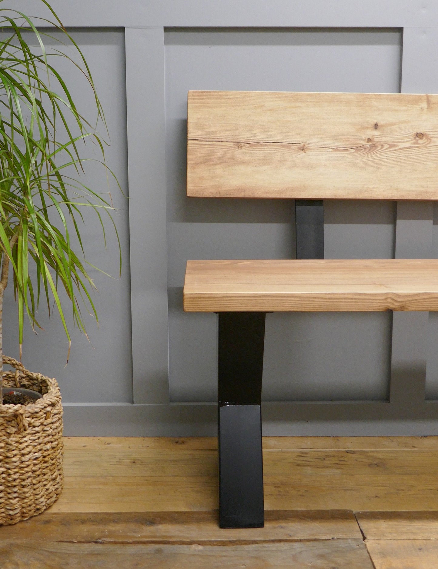 Rustic Solid Wood Industrial Dining Table Bench Set With Black Spider Legs