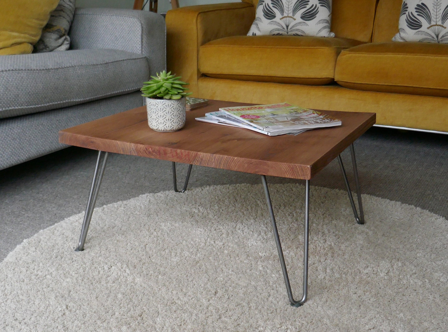 Solid Wood Rustic Style Coffee Table With Hairpin Legs